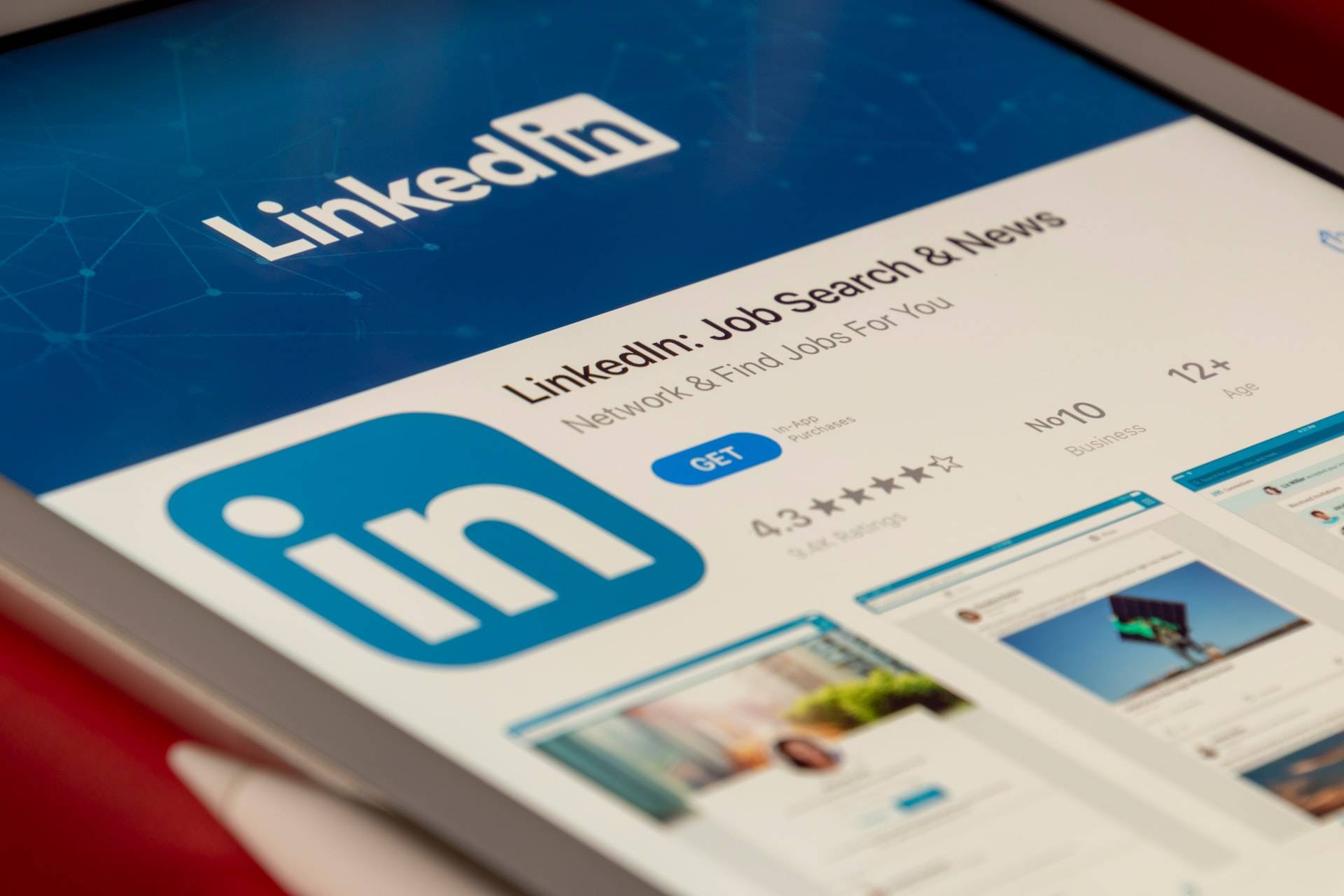 How to Schedule LinkedIn Posts in 2023